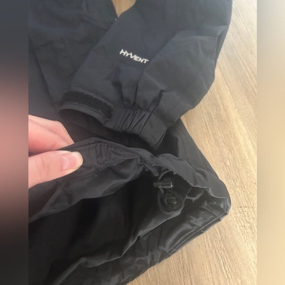 The North Face Woman’s HyVent Jacket, Removable Hood, Vintage- USED - Picture 5 of 13